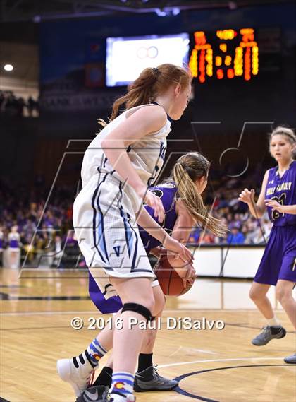 Thumbnail 3 in Holy Family vs. Valor Christian (CHSAA 4A Semifinal) photogallery.