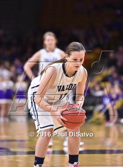 Thumbnail 2 in Holy Family vs. Valor Christian (CHSAA 4A Semifinal) photogallery.