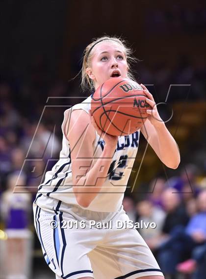 Thumbnail 3 in Holy Family vs. Valor Christian (CHSAA 4A Semifinal) photogallery.