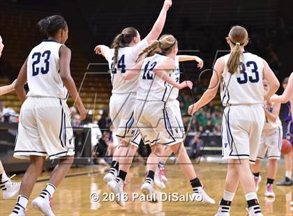 Thumbnail 2 in Holy Family vs. Valor Christian (CHSAA 4A Semifinal) photogallery.