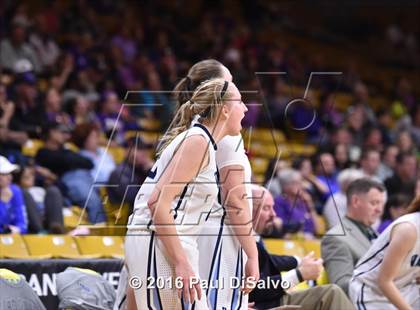 Thumbnail 2 in Holy Family vs. Valor Christian (CHSAA 4A Semifinal) photogallery.