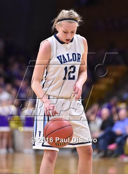 Thumbnail 3 in Holy Family vs. Valor Christian (CHSAA 4A Semifinal) photogallery.