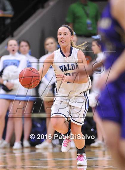 Thumbnail 3 in Holy Family vs. Valor Christian (CHSAA 4A Semifinal) photogallery.