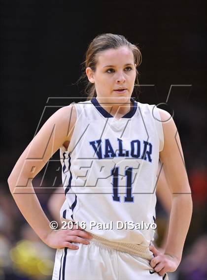 Thumbnail 1 in Holy Family vs. Valor Christian (CHSAA 4A Semifinal) photogallery.