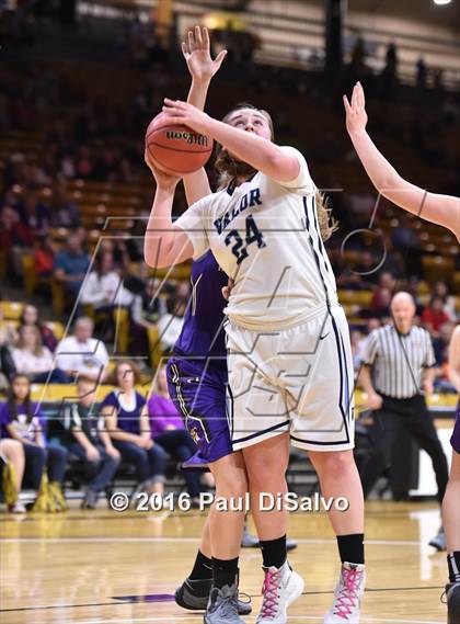 Thumbnail 2 in Holy Family vs. Valor Christian (CHSAA 4A Semifinal) photogallery.