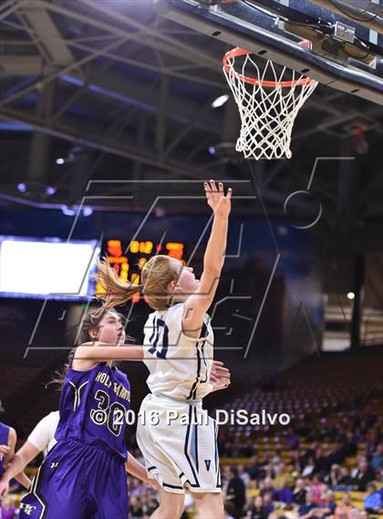 Thumbnail 2 in Holy Family vs. Valor Christian (CHSAA 4A Semifinal) photogallery.