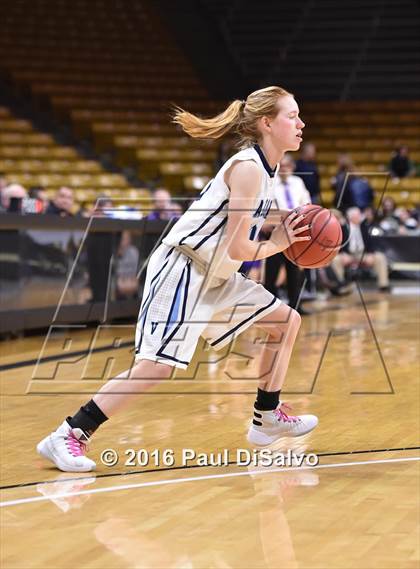 Thumbnail 3 in Holy Family vs. Valor Christian (CHSAA 4A Semifinal) photogallery.
