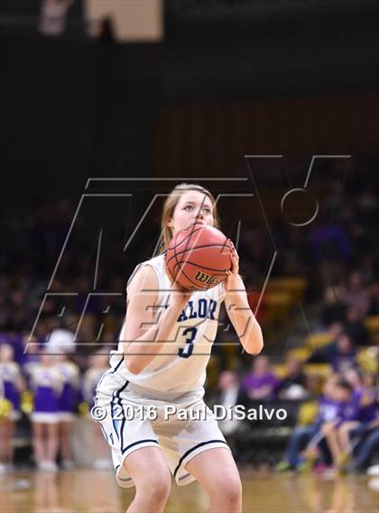 Thumbnail 2 in Holy Family vs. Valor Christian (CHSAA 4A Semifinal) photogallery.