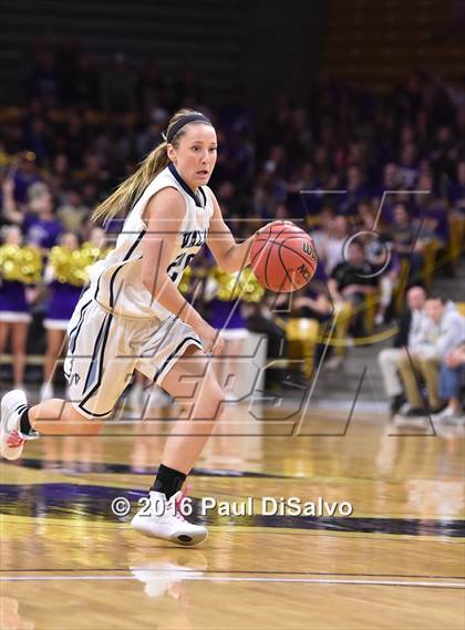 Thumbnail 2 in Holy Family vs. Valor Christian (CHSAA 4A Semifinal) photogallery.