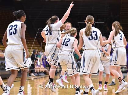 Thumbnail 3 in Holy Family vs. Valor Christian (CHSAA 4A Semifinal) photogallery.