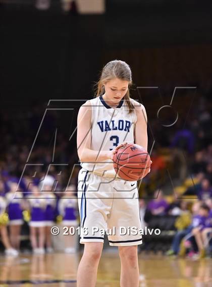 Thumbnail 1 in Holy Family vs. Valor Christian (CHSAA 4A Semifinal) photogallery.