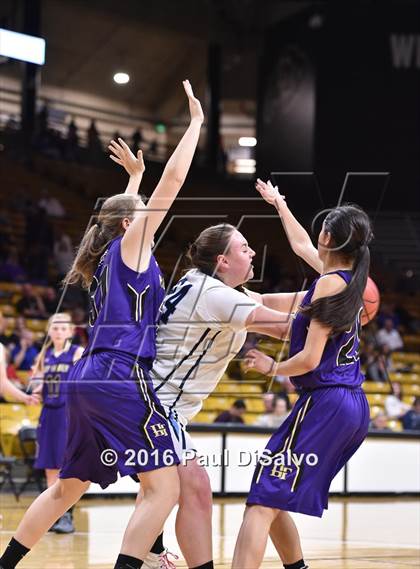 Thumbnail 2 in Holy Family vs. Valor Christian (CHSAA 4A Semifinal) photogallery.