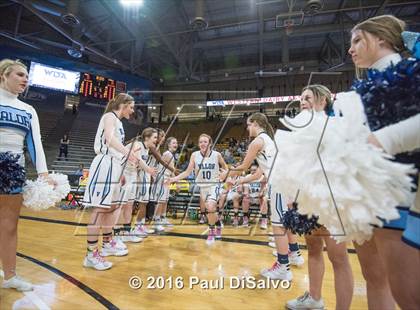 Thumbnail 2 in Holy Family vs. Valor Christian (CHSAA 4A Semifinal) photogallery.