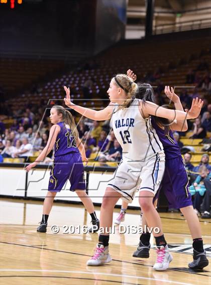 Thumbnail 1 in Holy Family vs. Valor Christian (CHSAA 4A Semifinal) photogallery.