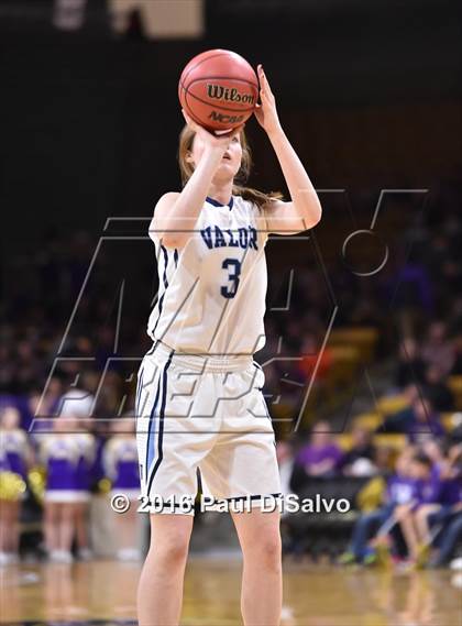 Thumbnail 3 in Holy Family vs. Valor Christian (CHSAA 4A Semifinal) photogallery.