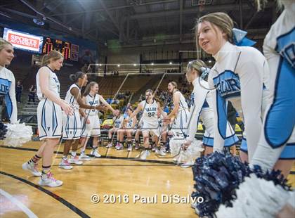 Thumbnail 2 in Holy Family vs. Valor Christian (CHSAA 4A Semifinal) photogallery.