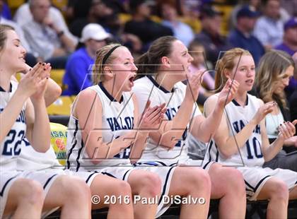 Thumbnail 1 in Holy Family vs. Valor Christian (CHSAA 4A Semifinal) photogallery.