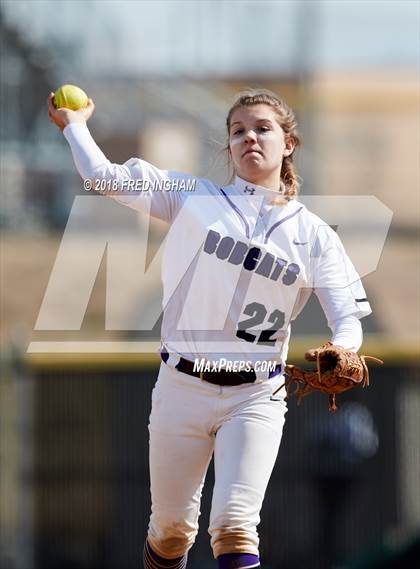 Thumbnail 2 in Battlefield vs Lake Braddock photogallery.