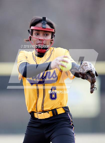 Thumbnail 1 in Battlefield vs Lake Braddock photogallery.