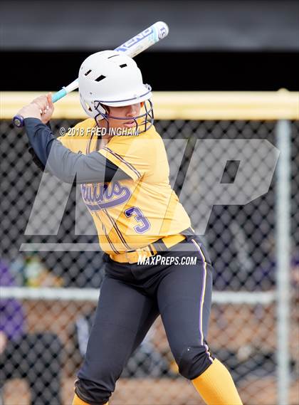 Thumbnail 2 in Battlefield vs Lake Braddock photogallery.
