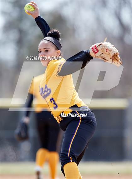 Thumbnail 1 in Battlefield vs Lake Braddock photogallery.