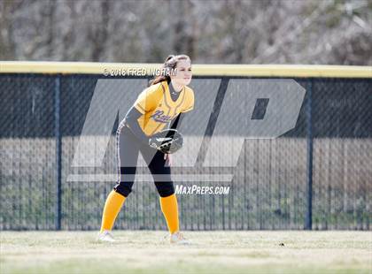 Thumbnail 2 in Battlefield vs Lake Braddock photogallery.