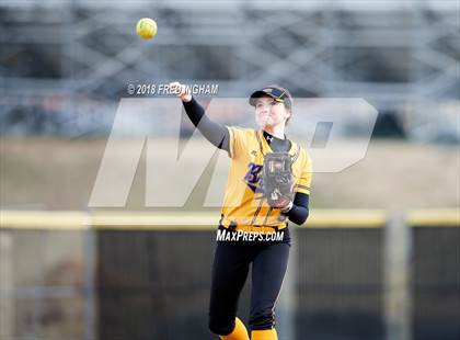 Thumbnail 3 in Battlefield vs Lake Braddock photogallery.