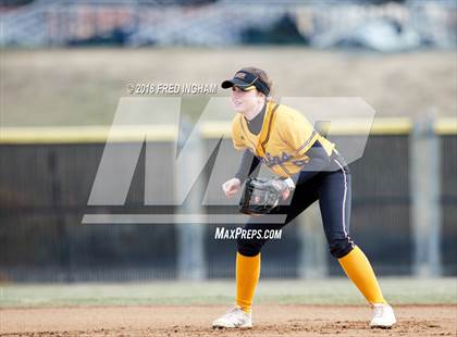 Thumbnail 2 in Battlefield vs Lake Braddock photogallery.
