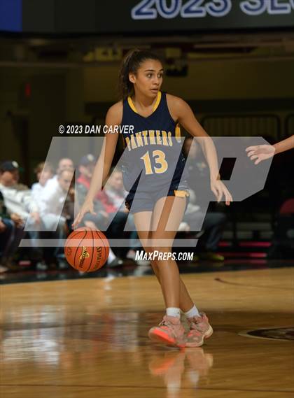 Thumbnail 2 in Walter Panas vs. Mahopac (NYSPHSAA Section 1 Class A Semifinal) photogallery.