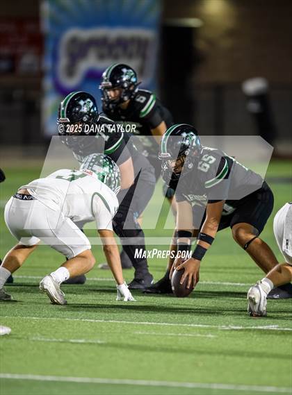 Thumbnail 2 in Paradise vs. Breckenridge (Texas UIL 3A-1 Bi-District) photogallery.