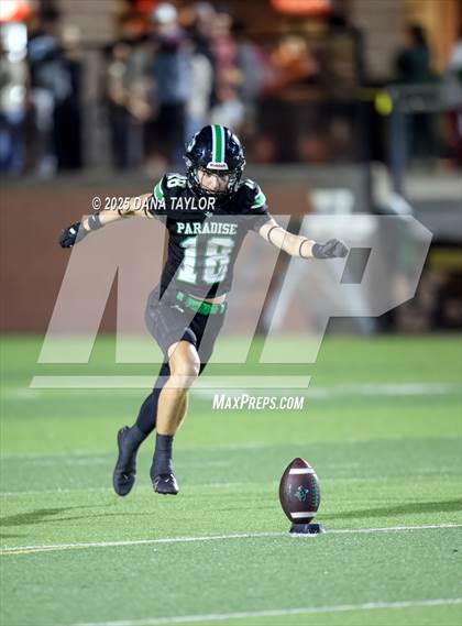 Thumbnail 2 in Paradise vs. Breckenridge (Texas UIL 3A-1 Bi-District) photogallery.