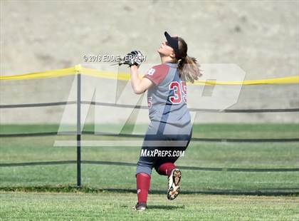 Thumbnail 3 in Brea Olinda vs. Downey photogallery.