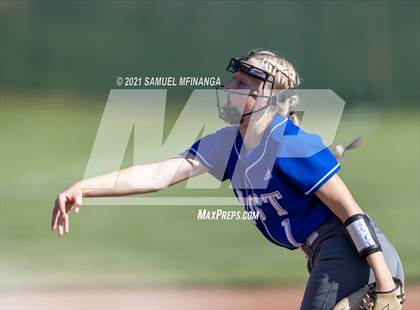 Thumbnail 3 in Lincoln East @ Burke photogallery.
