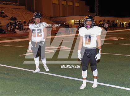 Thumbnail 2 in Apple Valley vs. Montebello (CIFSS D10 Second Round) photogallery.
