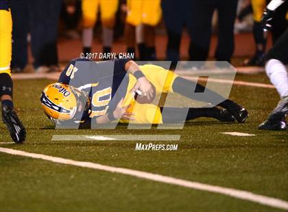 Thumbnail 3 in Apple Valley vs. Montebello (CIFSS D10 Second Round) photogallery.