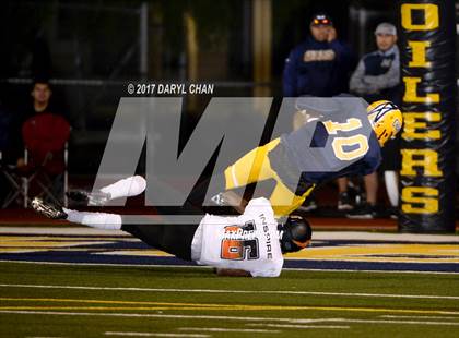 Thumbnail 2 in Apple Valley vs. Montebello (CIFSS D10 Second Round) photogallery.