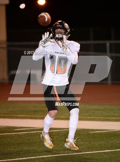 Thumbnail 3 in Apple Valley vs. Montebello (CIFSS D10 Second Round) photogallery.