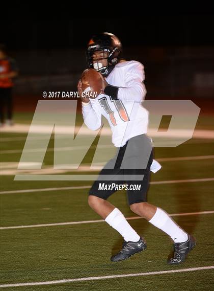 Thumbnail 3 in Apple Valley vs. Montebello (CIFSS D10 Second Round) photogallery.