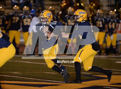 Thumbnail 3 in Apple Valley vs. Montebello (CIFSS D10 Second Round) photogallery.