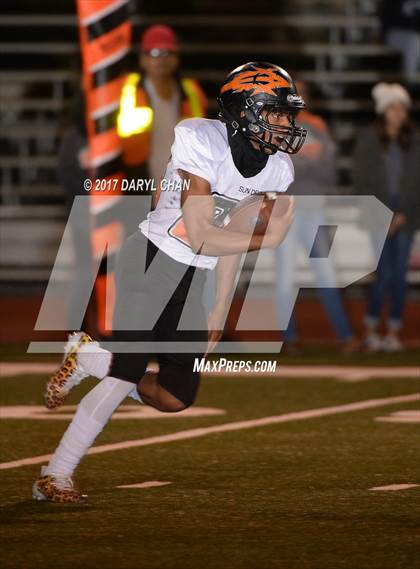 Thumbnail 2 in Apple Valley vs. Montebello (CIFSS D10 Second Round) photogallery.