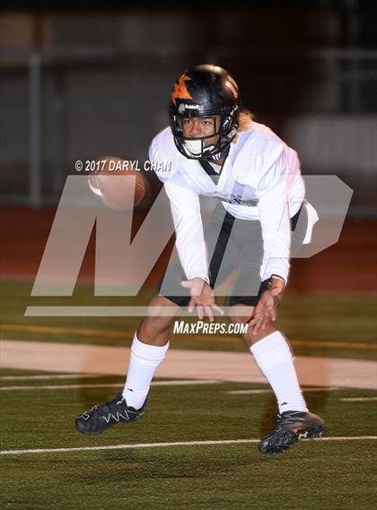 Thumbnail 2 in Apple Valley vs. Montebello (CIFSS D10 Second Round) photogallery.