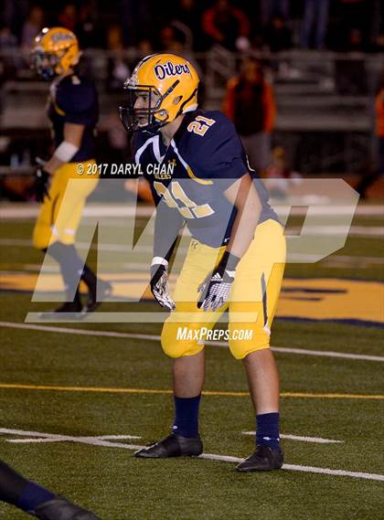 Thumbnail 3 in Apple Valley vs. Montebello (CIFSS D10 Second Round) photogallery.