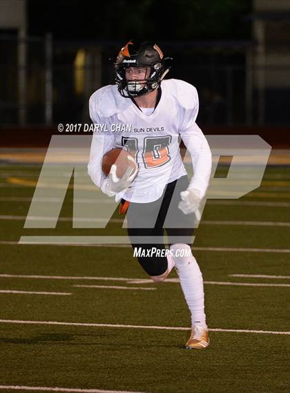 Thumbnail 1 in Apple Valley vs. Montebello (CIFSS D10 Second Round) photogallery.