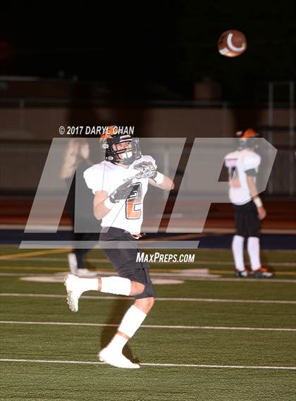 Thumbnail 3 in Apple Valley vs. Montebello (CIFSS D10 Second Round) photogallery.