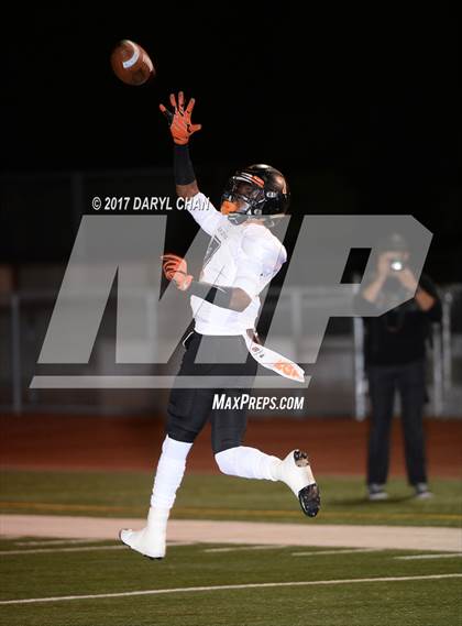 Thumbnail 1 in Apple Valley vs. Montebello (CIFSS D10 Second Round) photogallery.