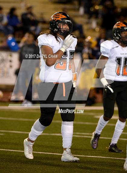 Thumbnail 2 in Apple Valley vs. Montebello (CIFSS D10 Second Round) photogallery.