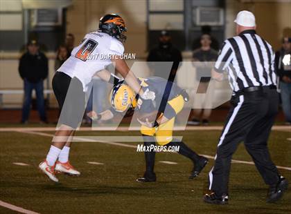 Thumbnail 3 in Apple Valley vs. Montebello (CIFSS D10 Second Round) photogallery.