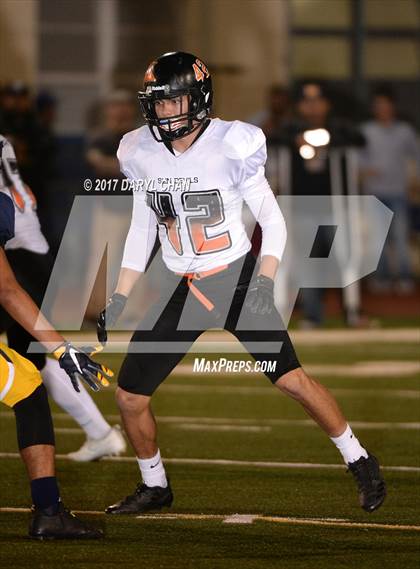 Thumbnail 3 in Apple Valley vs. Montebello (CIFSS D10 Second Round) photogallery.