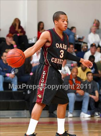 Thumbnail 2 in Oaks Christian vs. Alemany (War on the Floor Extravaganza) photogallery.