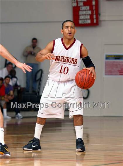 Thumbnail 2 in Oaks Christian vs. Alemany (War on the Floor Extravaganza) photogallery.